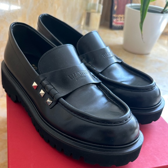 Valentino loafers w/ signature metal studs . Size 10. Original box and dust bag. - Picture 2 of 2
